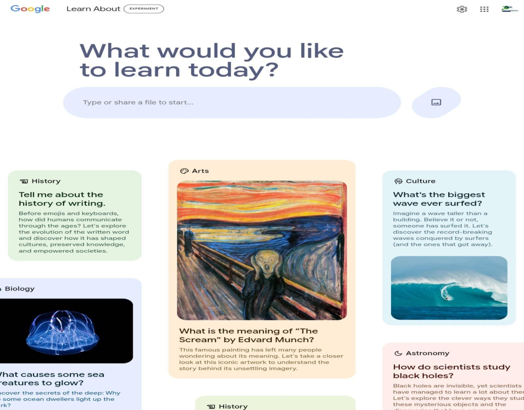 'Learn About' featue interface at Google labs واجهة منصة "Learn About" داخل Google Labs مع قوالب جاهزة تجيب على أسئلة في مجالات متنوعة